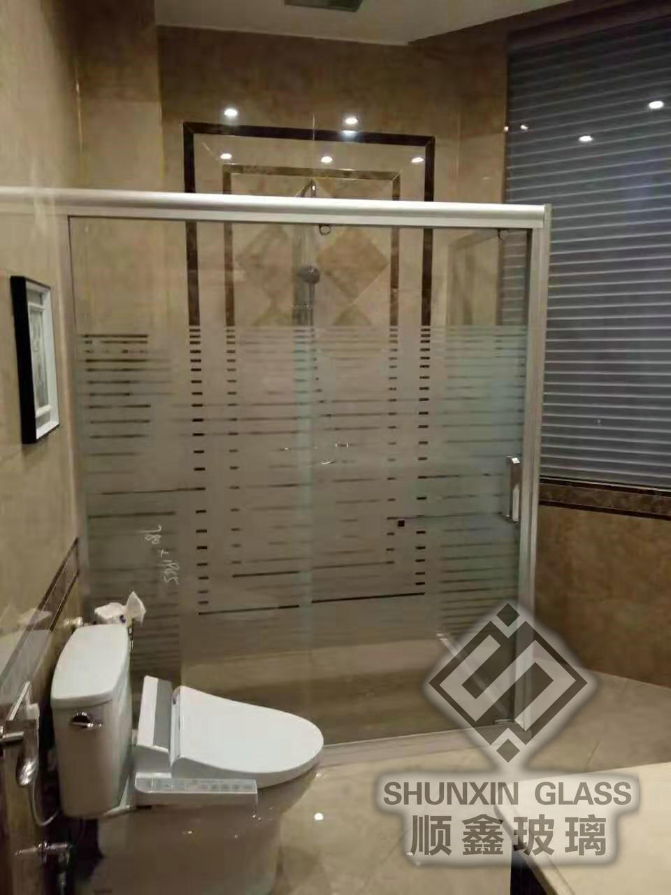 郑州玻璃淋浴房厂家定制厂家直销图片