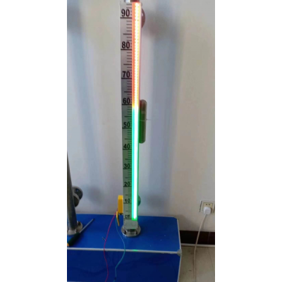 LED磁敏双色光柱磁翻板液位计图片