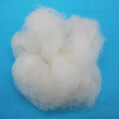 现货供应绵羊绒原料 白色脱脂 纺纱纺织填充物图片