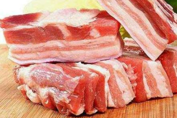 猪肉价格连续7周回落 近期国内猪肉价格下跌的原因