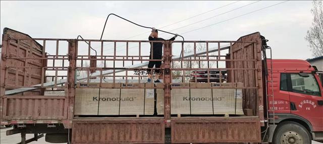 北京生产宏宇轻钢别墅自建房用轻钢龙骨图片