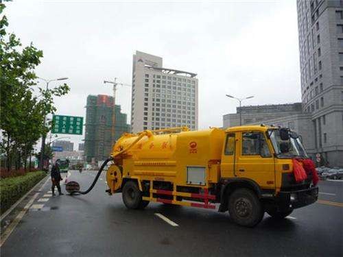 武汉东湖高新区工地抽泥浆清理污水井13638674345图片