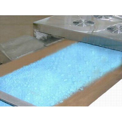 化工粉状微波干燥设备、微波烘干机，化工产品干燥设备图片